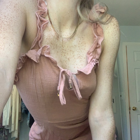 PINK RUFFLE DRESS - Picture 2 of 3